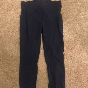 Cropped Lululemon leggings with pockets